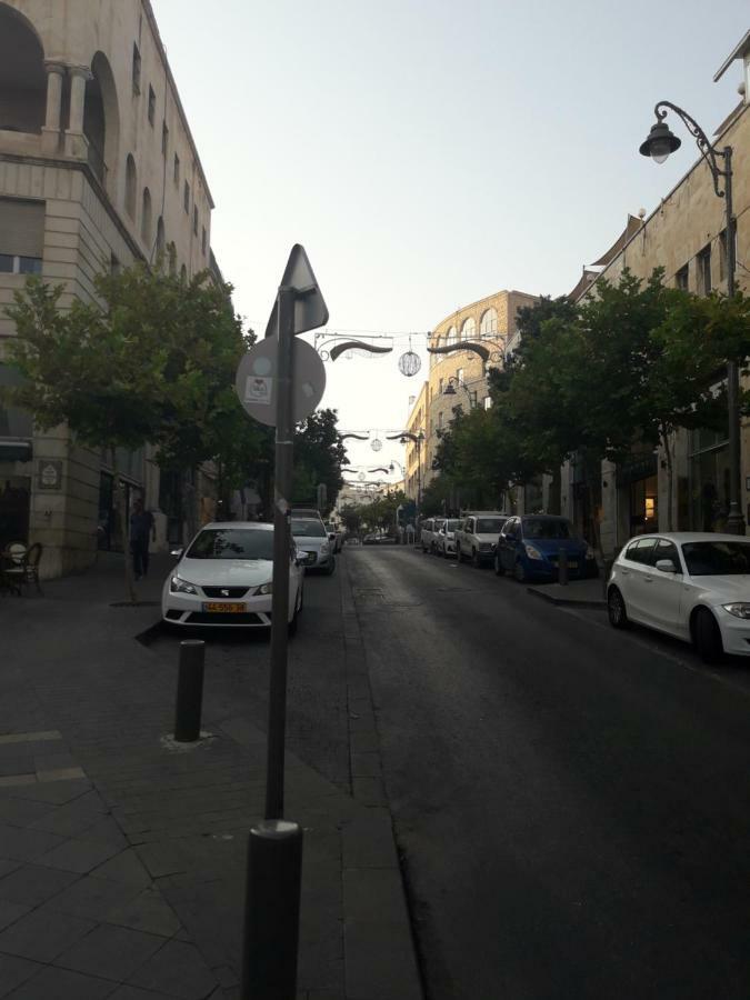 Queen Hotel Jerusalem Exteriör bild